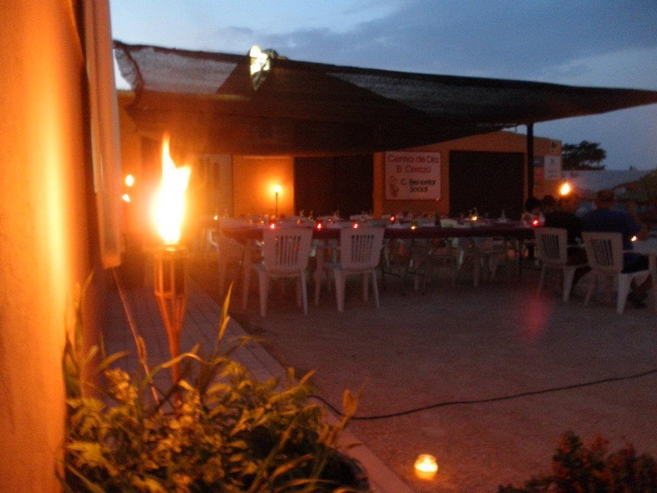 156496_368859219857588_596563855_n Asociación El Cerezo